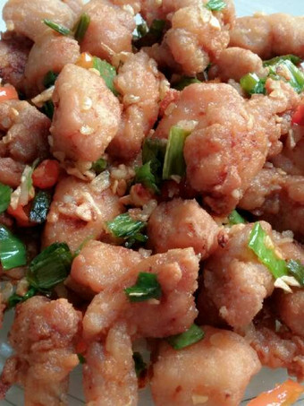 Bagaimana Membuat Ayam goreng pedas bumbu bawang putih Istimewa