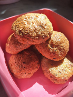 Una foto de Pancitos KETO de queso fácil y rápido
