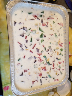 Una foto de Postre : ensalada de gelatina con frutas