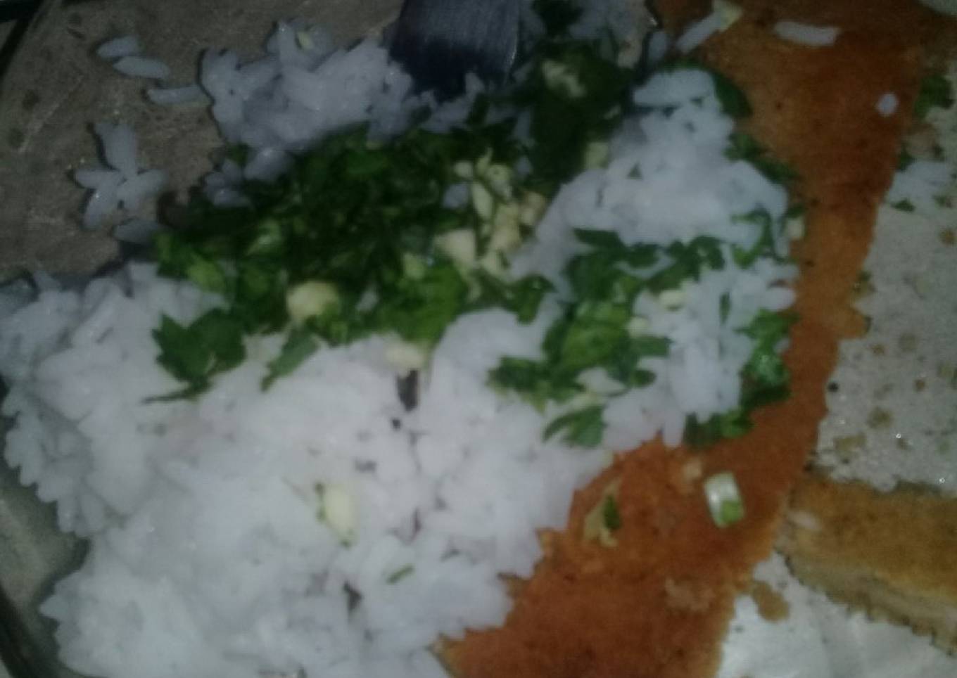 Milanesa con arroz al ajo y perejil picado๐๐๐