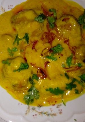 A picture of Besan ki kadi.