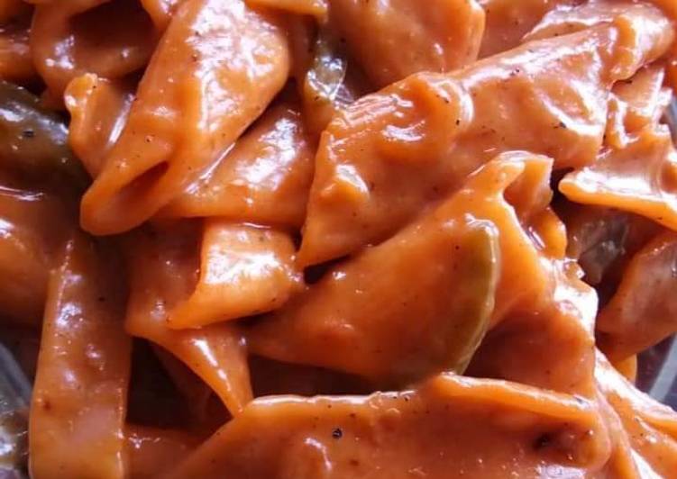 Red sauce pasta