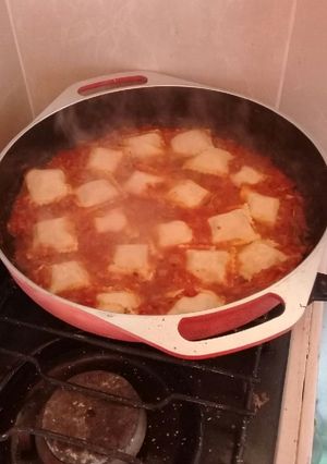Una foto de Raviolones de pollo