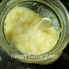 A picture of Ginger Garlic paste.