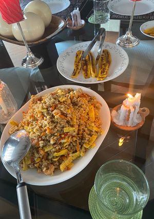 Una foto de Arroz con atún y verduras Deliciosooo 😍🥰