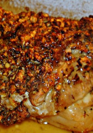 Lassan sült, fehérborban párolt, zöldfűszerekben marinált, pikáns, omlós Toszkán császárhús recept fotója