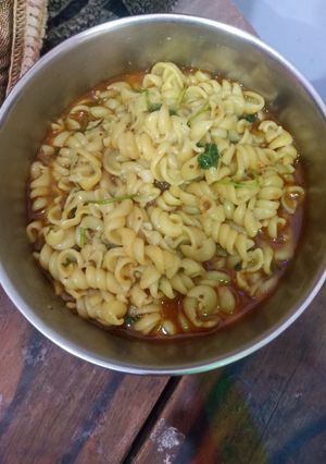 पास्ता (pasta recipe in Hindi) रेसिपी मुख्य फोटो
