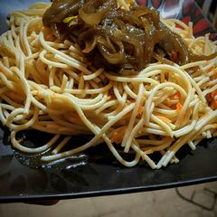 A picture of Onion sauce.