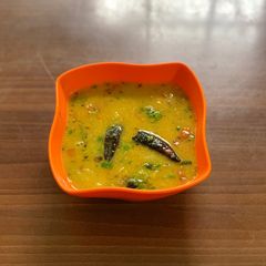 A picture of Yellow Moong sambar.