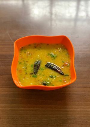 A picture of Yellow Moong sambar.