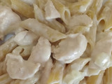 Fideos con una salsa de queso casamcrem y queso fresco !!