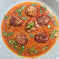 Spinach Paneer Kofta Curry A picture of Spinach Paneer Kofta Curry.