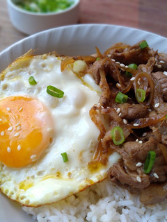 Foto resep Beef bowl yoshinoya