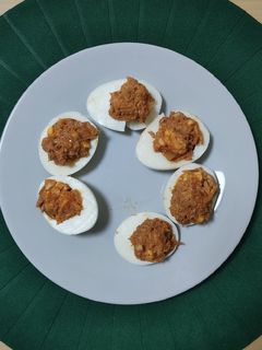 Una foto de Huevos rellenos