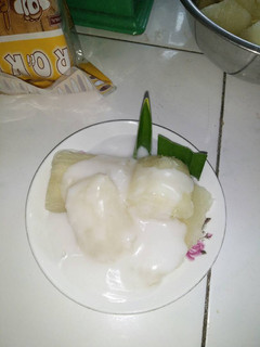 Foto resep Singkong rebus siram kuah santan a.k.a singkong thailand a.k.a menggale rebus siram kuah kental