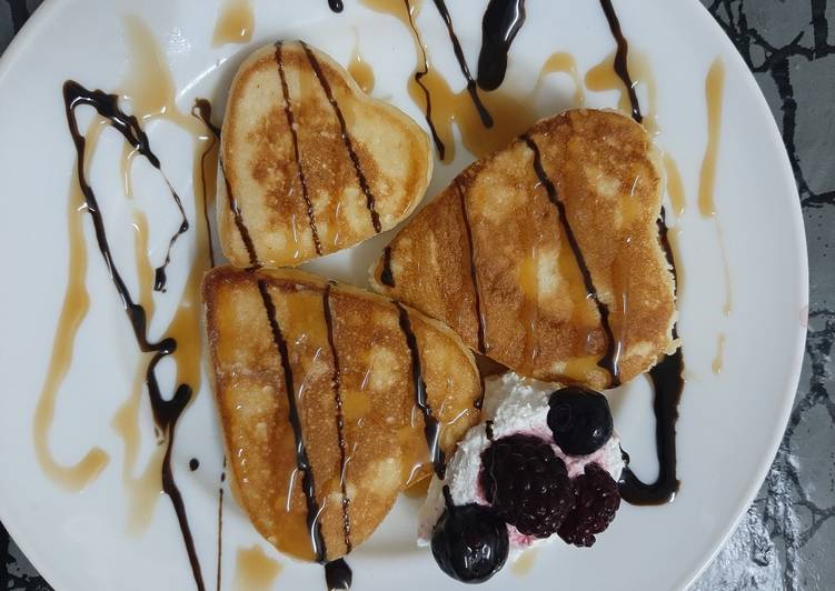 Recipe of Award-winning Souffle pancakes (heart shaped)😍