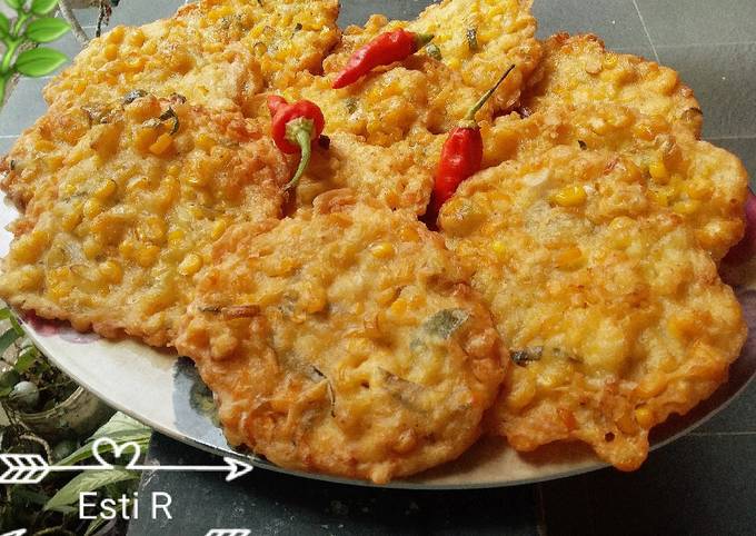 Langkah Mudah untuk Menyiapkan 🌽🌽Bakwan Jagung Kriuk Ala Menado, Menggugah Selera