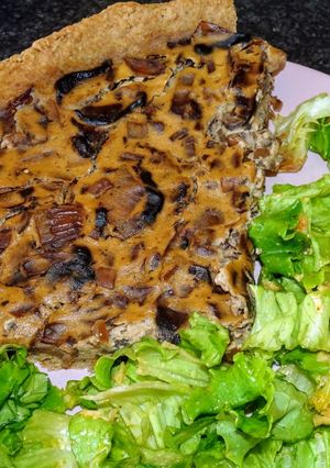 Une photo de Tarte shiitakes/oignons - IG bas (vegan)