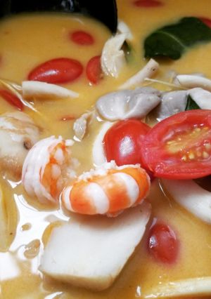 A picture of Thai Tom Yum Goong Soup 冬陰功湯.
