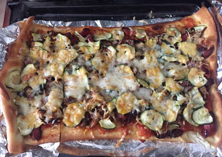 Pizza de Carne e Courgette