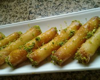 Easy Serving Recipe Baklava Rolls Delicious Steady