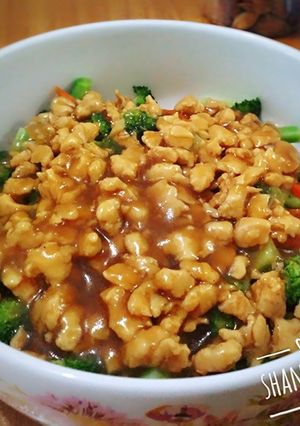 Foto resep Brokoli Siram Ayam