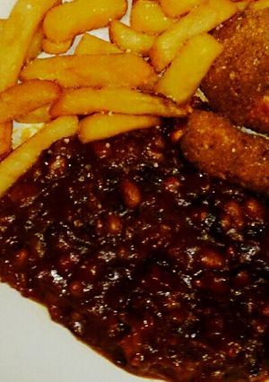 A picture of Tex's Killer Baked Beans in Tomato Sauce 🍲🍅.