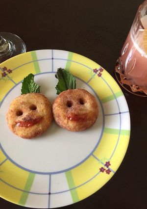 A picture of Potatoes smiles.