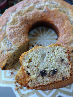 Una foto de Budín húmedo de banana y chip de chocolate