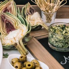 A picture of Artichoke Hearts Dip.