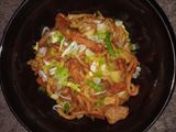 Udon xào cay
