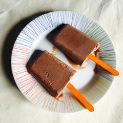 Breakfast Yogurt Lollies A picture of Breakfast Yogurt Lollies.