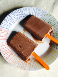 A picture of Breakfast Yogurt Lollies.
