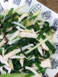 三絲炒(韭菜杏鮑菇) 的食譜成品照片