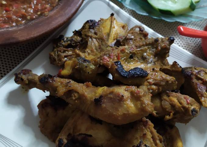 Ayam bakar bumbu santan