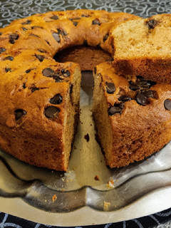 Una foto de Torta fácil y húmeda de bananas Ali