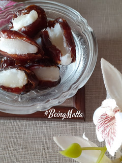 A picture of Ghee-Dates Energy Bites.