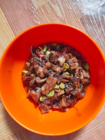 Cara Mudah Membikin Resep Sambal cumi feat. petai lokal Kalimantan yang Enak Banget Anti Ribet, Menggugah Selera