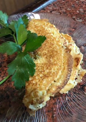 Una foto de CRÊPE de HARINA de GARBANZO sin gluten, muy sabroso
