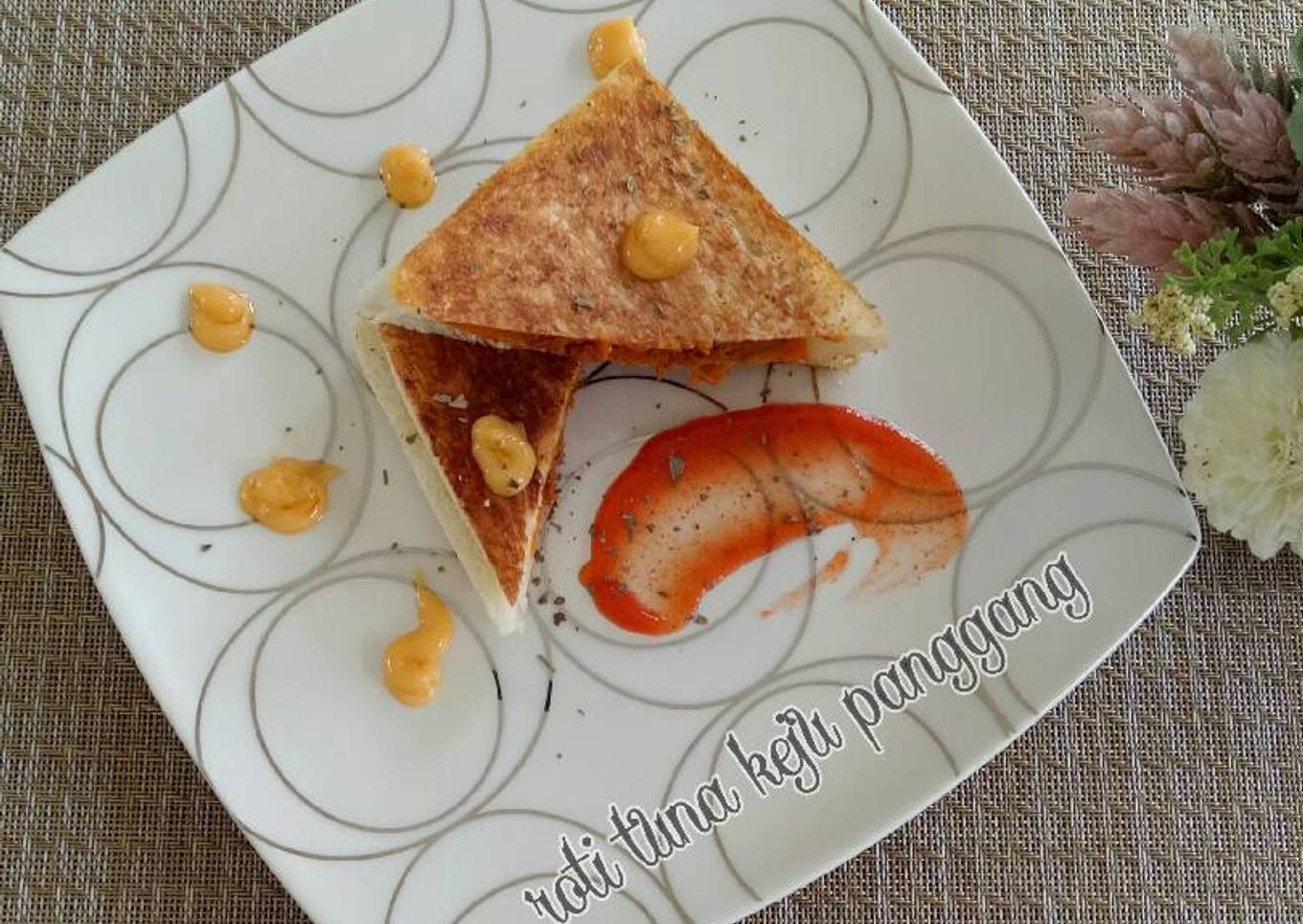 Roti Tuna Keju Pangganh