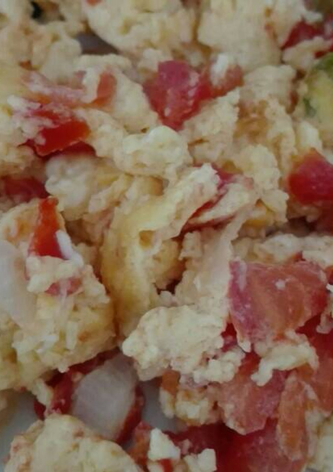 Una foto de ☀Desayuno: huevos a la Mexicana 🍳🇲🇽
