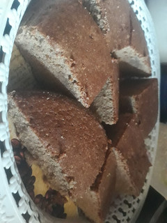 Una foto de Riquísimo y fácil bizcochuelo de chocolate