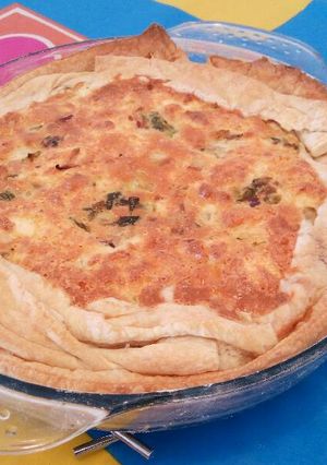 Foto principal de Tarta salada de lechuga y queso