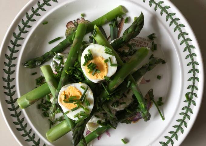 Asparagus, Jersey Royals & Wild Garlic Salad Recipe