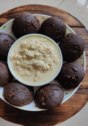A picture of Chocolate idli.