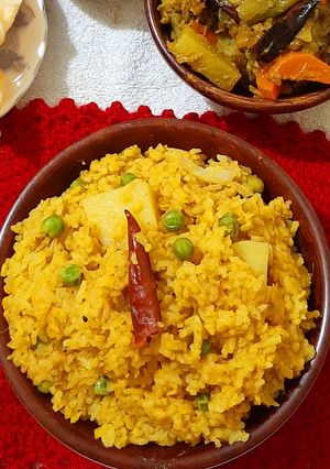 ভোগের খিচুড়ি (bhoger khichdi recipe in bengali) রেসিপির প্রধান ছবি