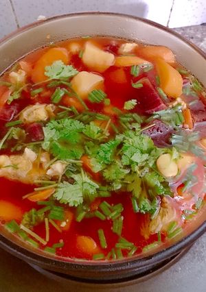 A picture of Nutritious Beetroot, Potato, Carrot, and Lotus Seed Soup.