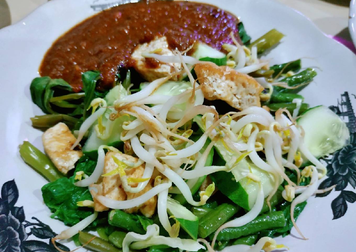 Gado gado bumbu kacang