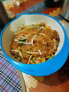 A picture of Pad Thai with Glass Noodles, Egg, and Textured Vegetable Protein.