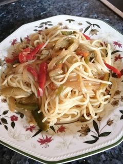 Una foto de Espagueti con verduras